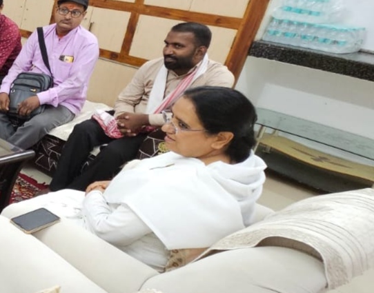 ब्रह्माकुमारीज प्रभु उपहार भवन में शुक्रवार को आयोजित प्रेस वार्ता ब्रह्माकुमारीज प्रभु उपहार भवन में शुक्रवार को आयोजित प्रेस वार्ता