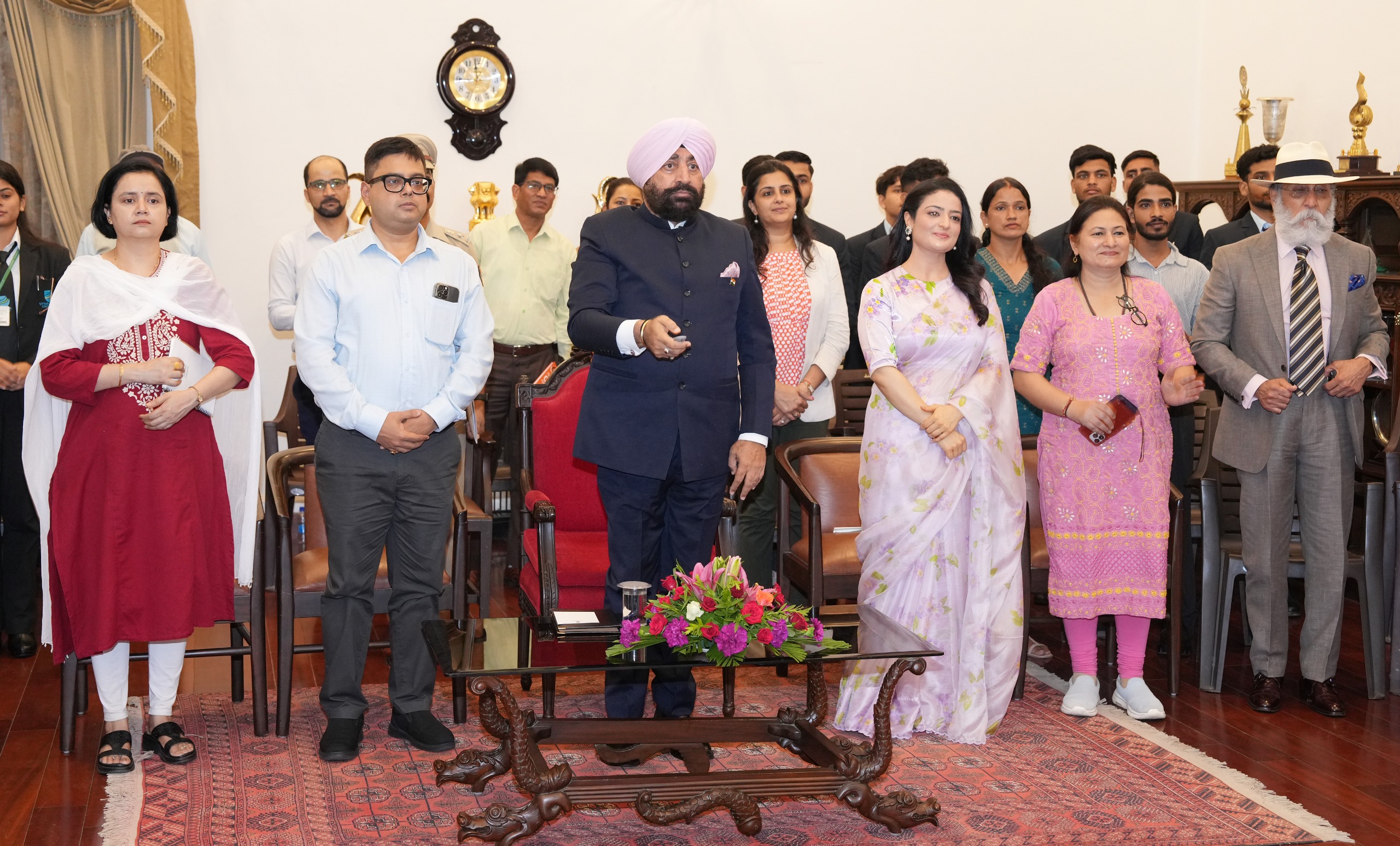पॉडकास्ट का शुभारंभ करते राज्यपाल। पॉडकास्ट का शुभारंभ करते राज्यपाल।