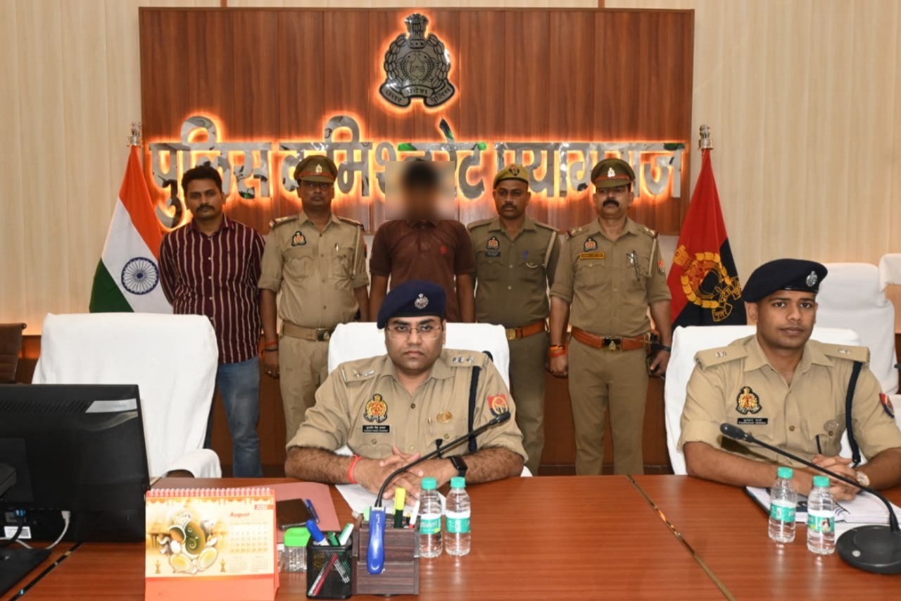प्रयागराज में हुए सामूहिक दुष्कर्म मामले में गिरफ्तार आरोपित का छाया चित्र