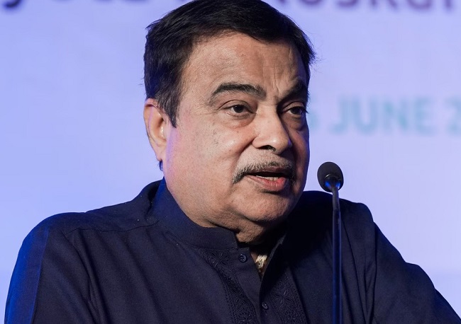 नितिन गडकरी (फाइल फोटो) नितिन गडकरी (फाइल फोटो)