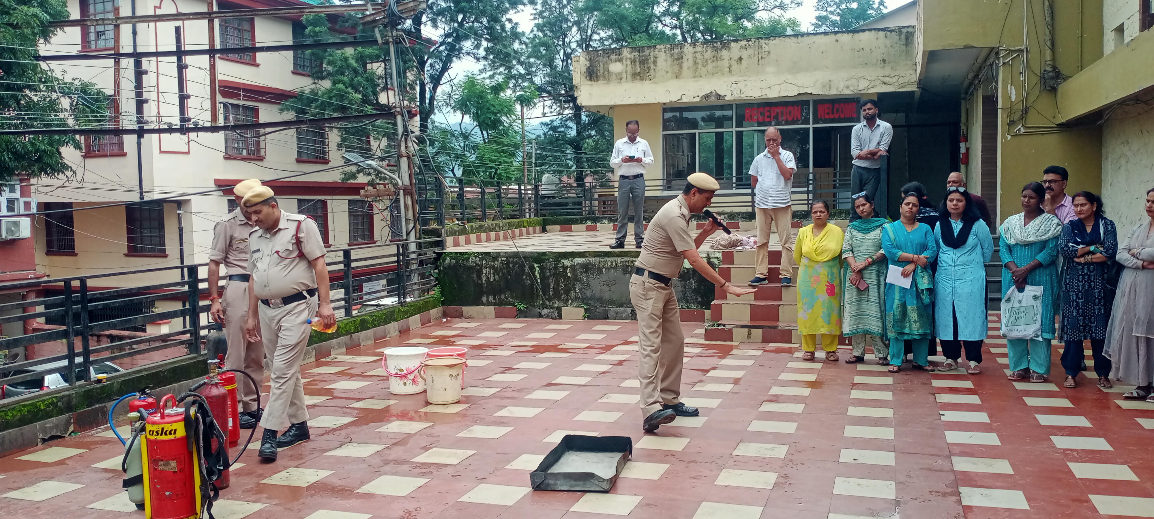 पंचायती राज विभाग सिरमौर ने आपदा प्रबंधन को लेकर किया प्रशिक्षण शिविर का नाहन  में आयोजन