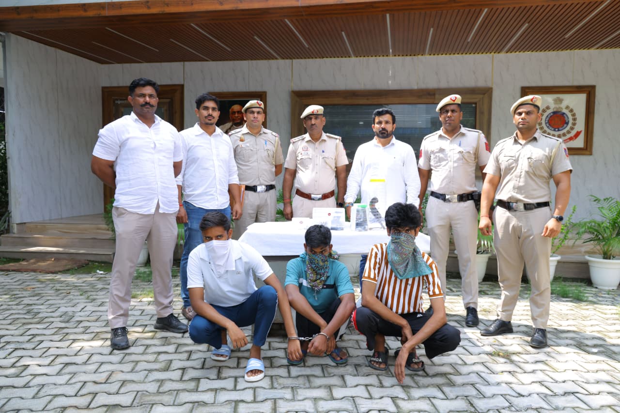 नवीन बाली गैंग के पकड़े गए आरोपितों की फोटो