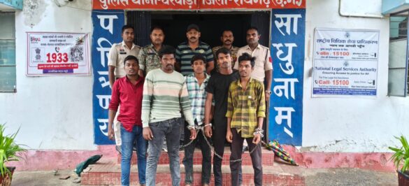 पुलिस के गिरफ्त में आरोपीगण पुलिस के गिरफ्त में आरोपीगण