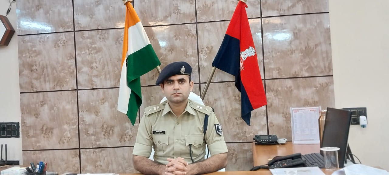 जानकारी देते एसपी जानकारी देते एसपी