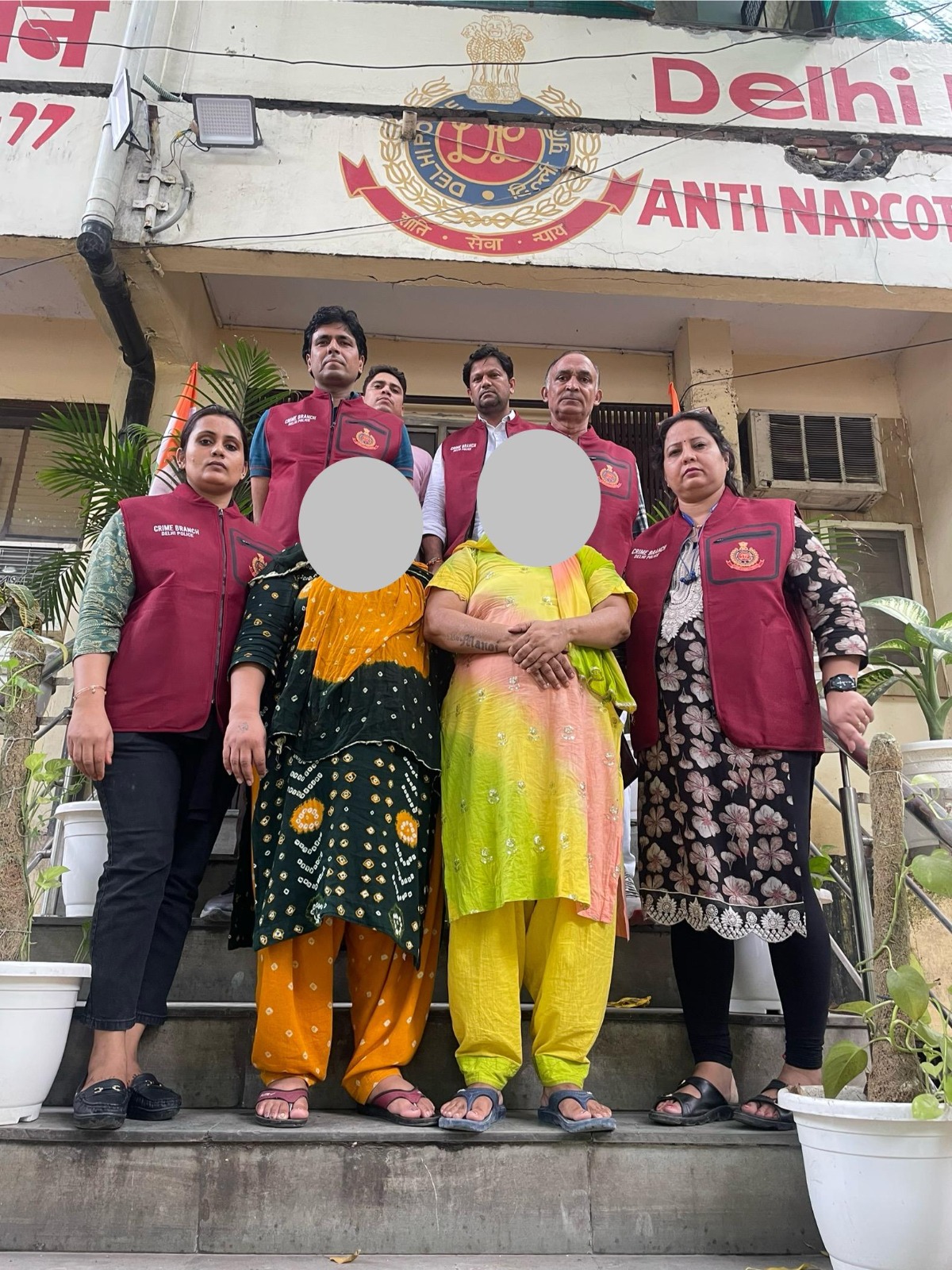 पांच करोड़ की हेरोइन के मामले में पकड़ी गई आरोपित महिलाओं की फोटाे पांच करोड़ की हेरोइन के मामले में पकड़ी गई आरोपित महिलाओं की फोटाे