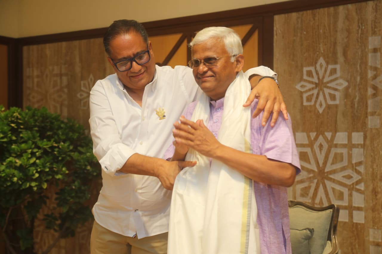 पद्मश्री डॉ. खादर वली ने स्वास्थ्य और जीवनशैली सुधार के लिए मिलेट-आधारित आहार अपनाने का किया आह्वान पद्मश्री डॉ. खादर वली ने स्वास्थ्य और जीवनशैली सुधार के लिए मिलेट-आधारित आहार अपनाने का किया आह्वान
