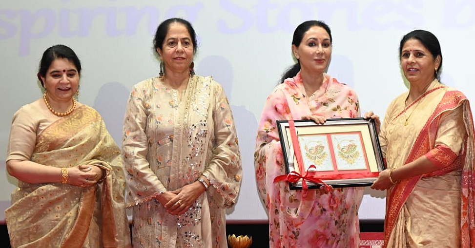'अस्मिता - आर्मी वाइव्स की प्रेरणादायक कहानियां' का गौरवपूर्ण आयोजन 'अस्मिता - आर्मी वाइव्स की प्रेरणादायक कहानियां' का गौरवपूर्ण आयोजन