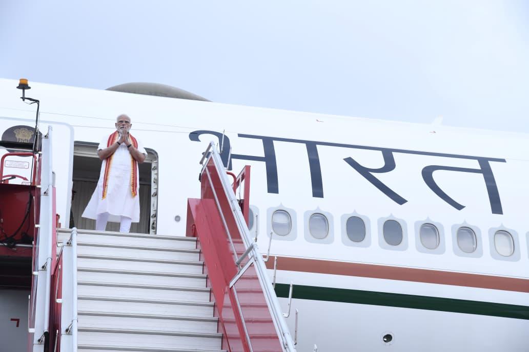 प्रधानमंत्री नरेंद्र मोदी प्रधानमंत्री नरेंद्र मोदी