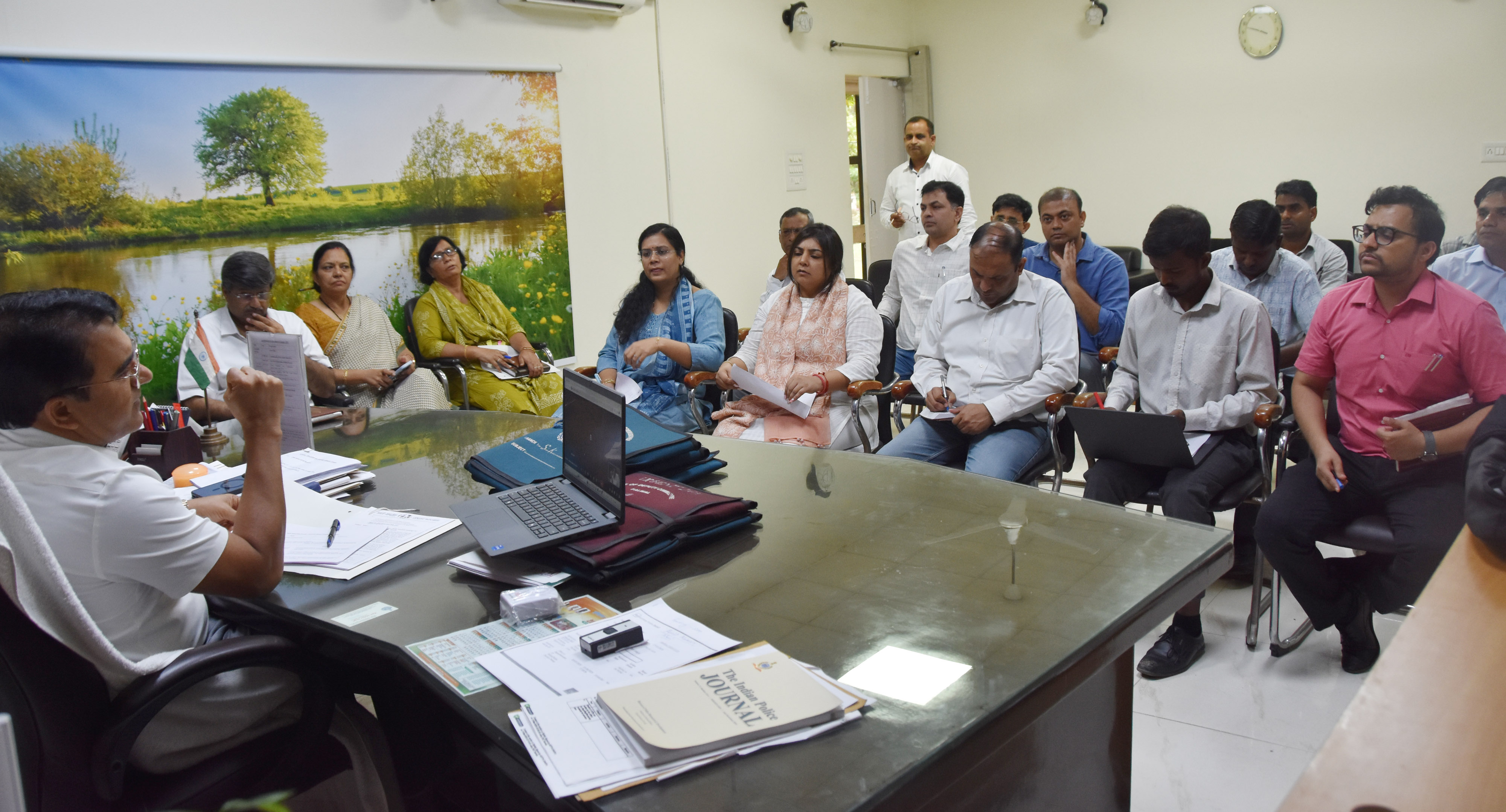 जिला उपायुक्त डॉ हरिश कुमार वशिष्ट जिला उपायुक्त डॉ हरिश कुमार वशिष्ट