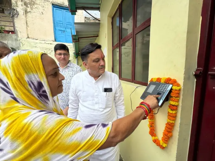 महापौर ने करा सुभारम्भ महापौर ने करा सुभारम्भ