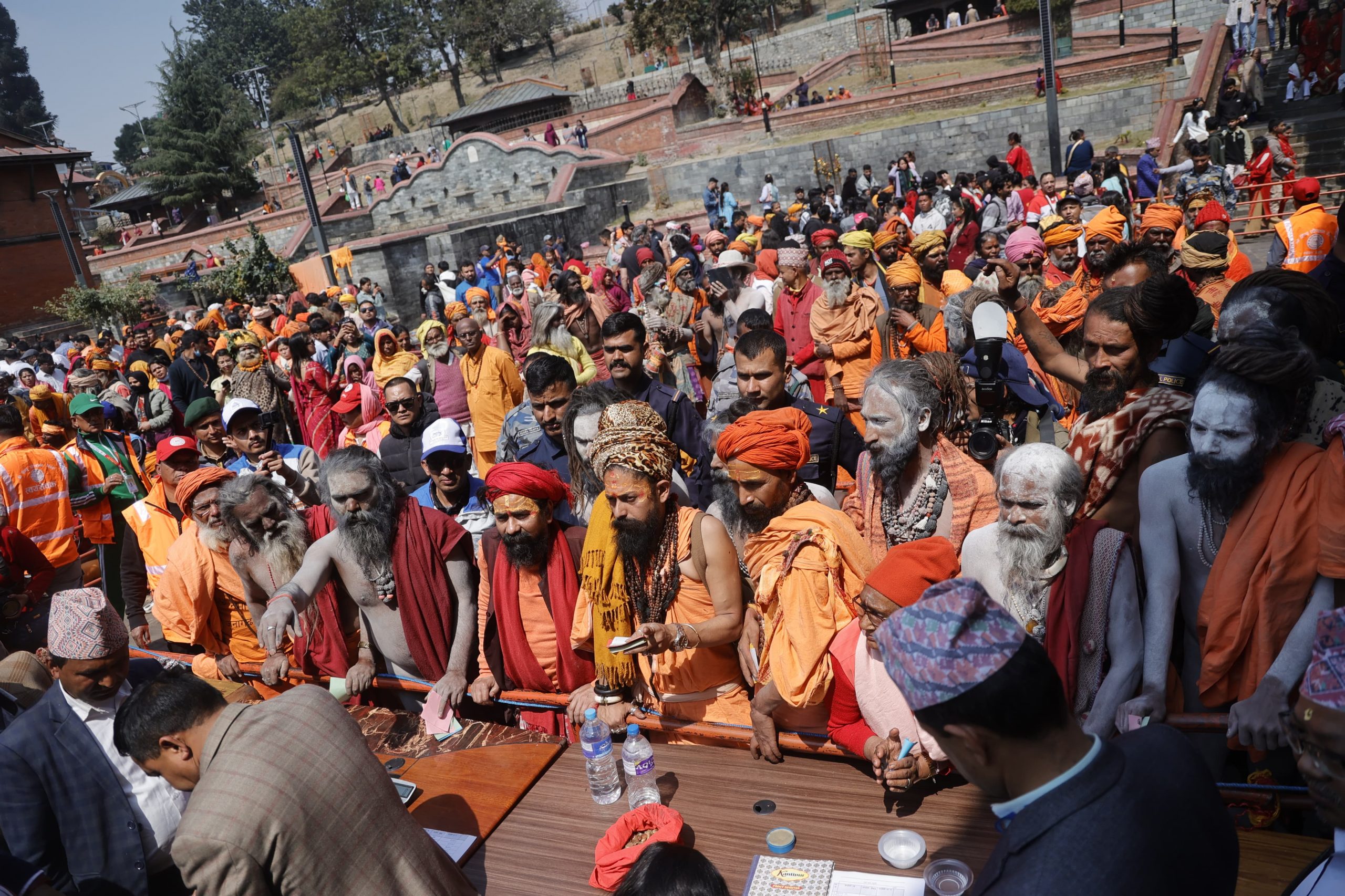 पशुपतिनाथ में रहे नागा सन्यासी पशुपतिनाथ में रहे नागा सन्यासी