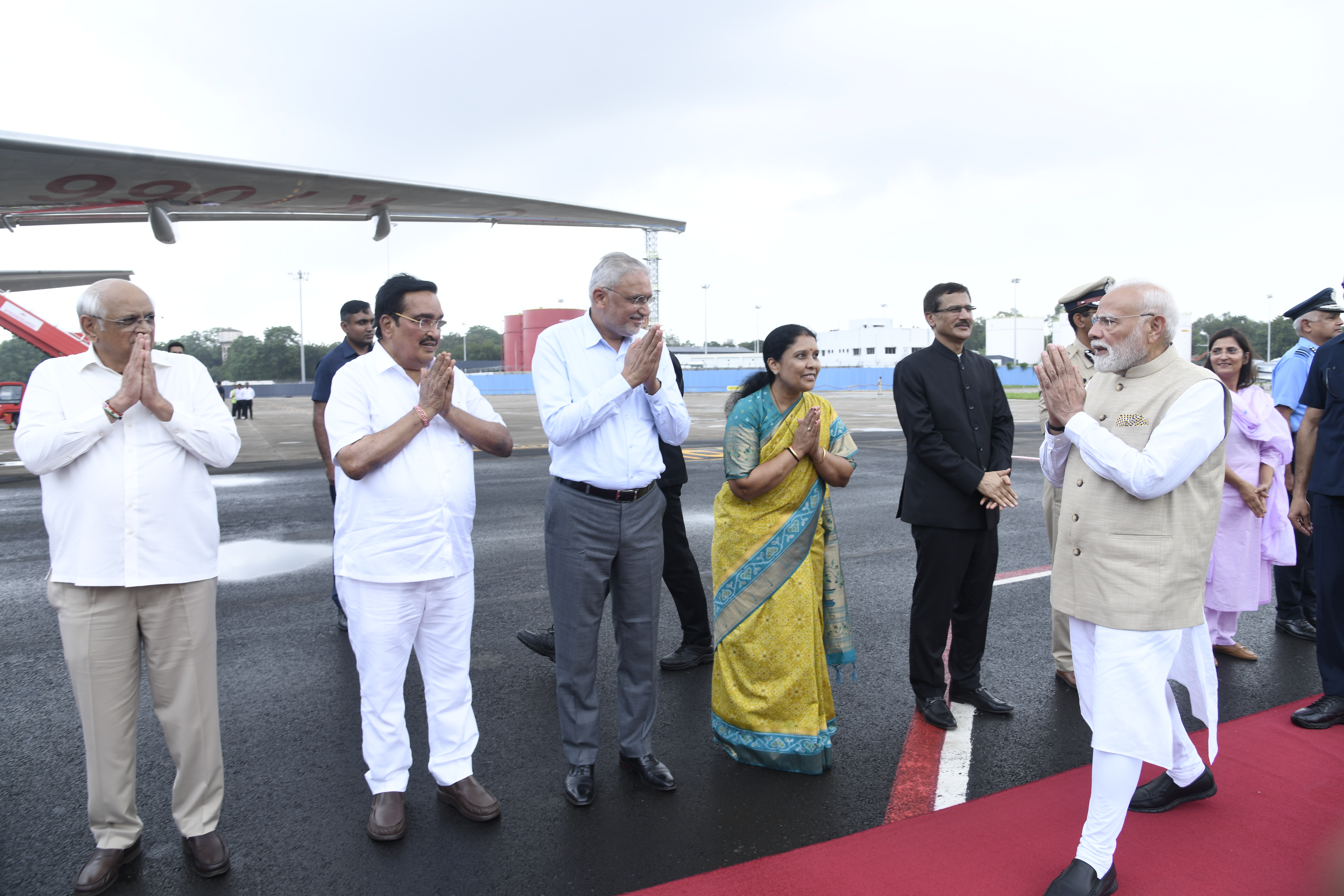 અમદાવાદ એરપોર્ટ અમદાવાદ એરપોર્ટ