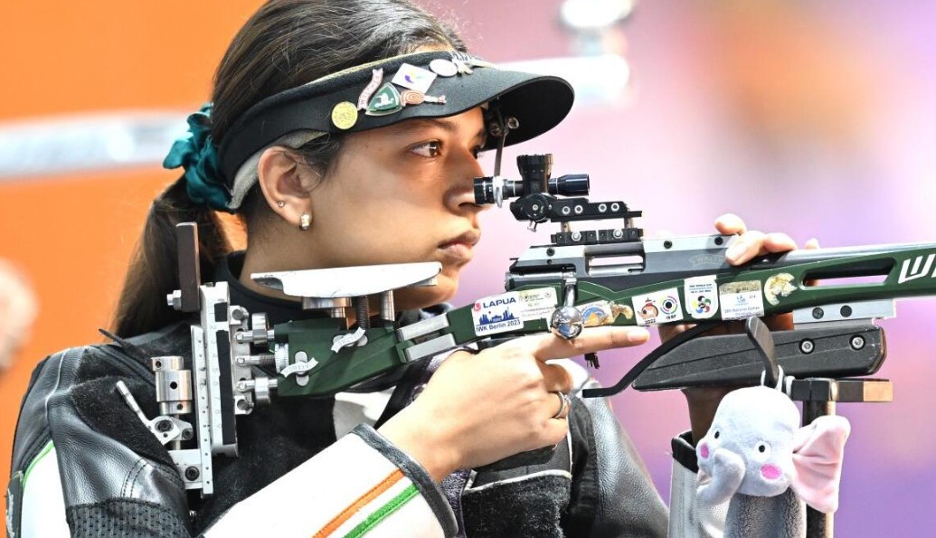 भारतीय निशानेबाज सिफ्त कौर समरा भारतीय निशानेबाज सिफ्त कौर समरा