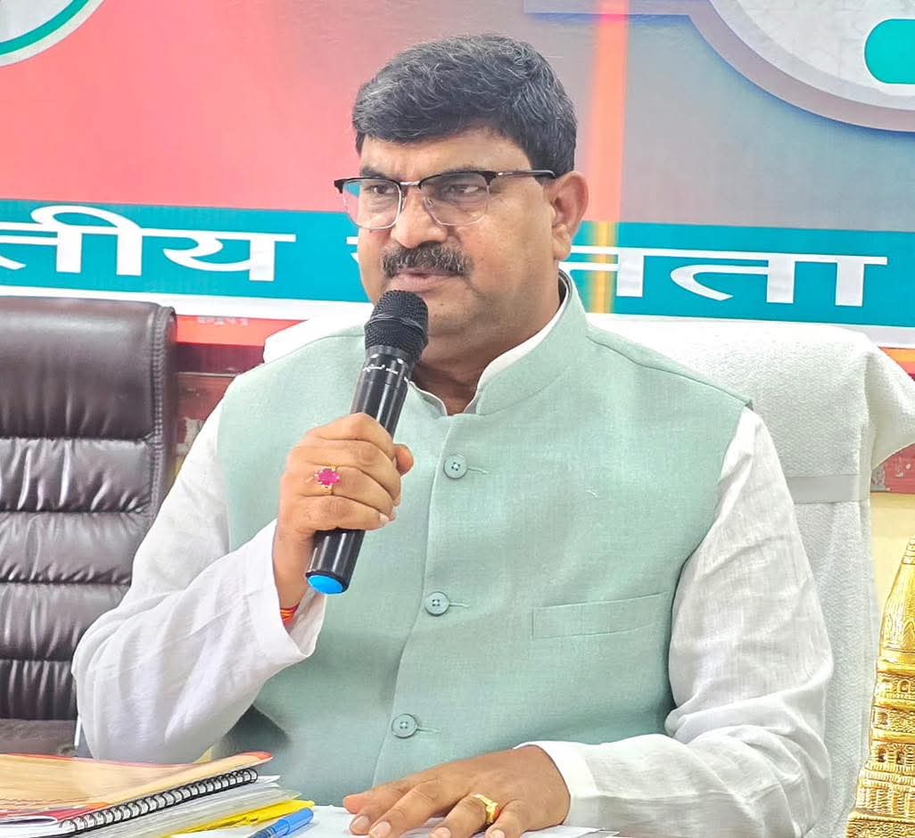 प्रधानमंत्री मोदी के जन्मदिन को सेवा पखवाड़ा के रूप में मनाने की जानकारी देते भाजपा प्रदेश महामंत्री संगठन धर्मपाल सिंह प्रधानमंत्री मोदी के जन्मदिन को सेवा पखवाड़ा के रूप में मनाने की जानकारी देते भाजपा प्रदेश महामंत्री संगठन धर्मपाल सिंह