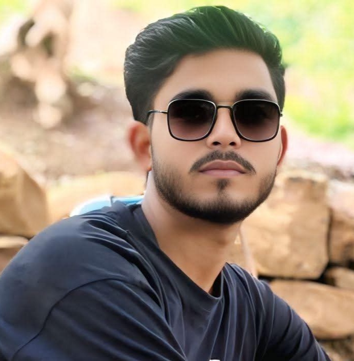 मृतक आशीष कुमार मिश्र उर्फ़ बंटी की फाइल फोटो। मृतक आशीष कुमार मिश्र उर्फ़ बंटी की फाइल फोटो।
