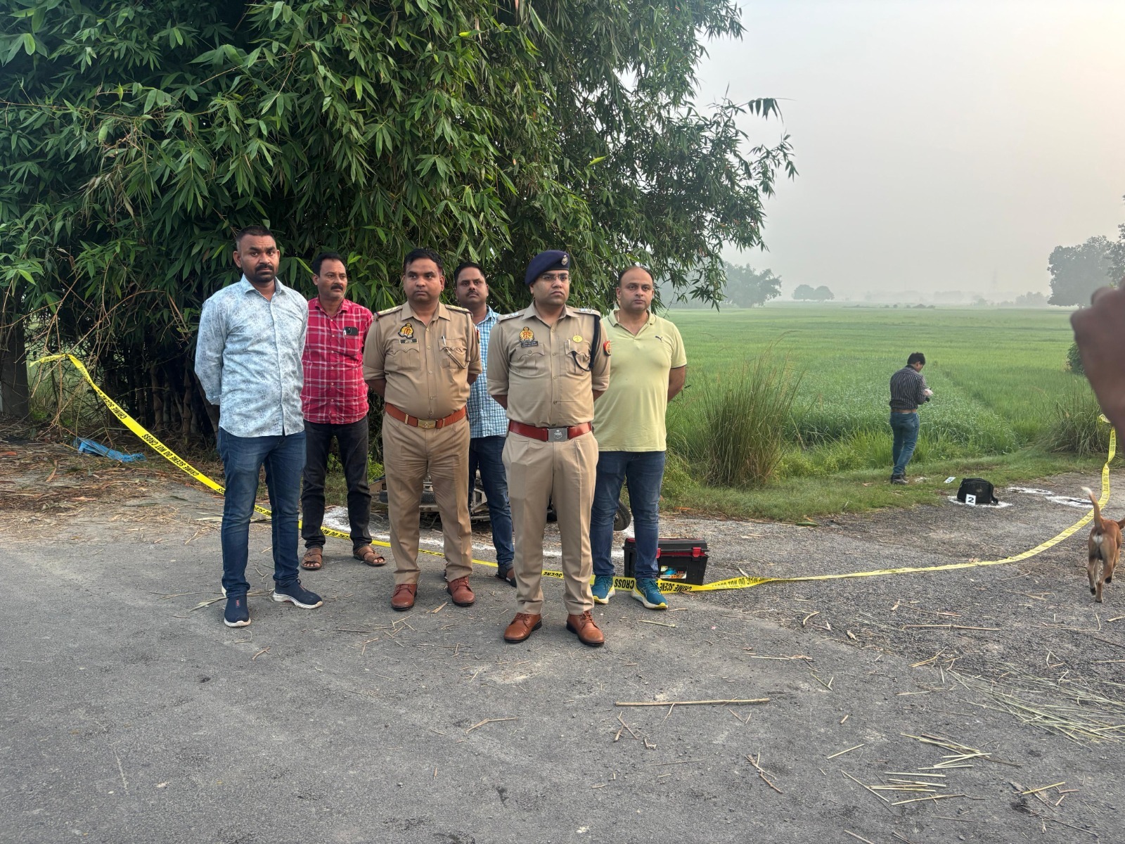 प्रयागराज में हुई मुठभेड़ से संबंधित छाया चित्र प्रयागराज में हुई मुठभेड़ से संबंधित छाया चित्र