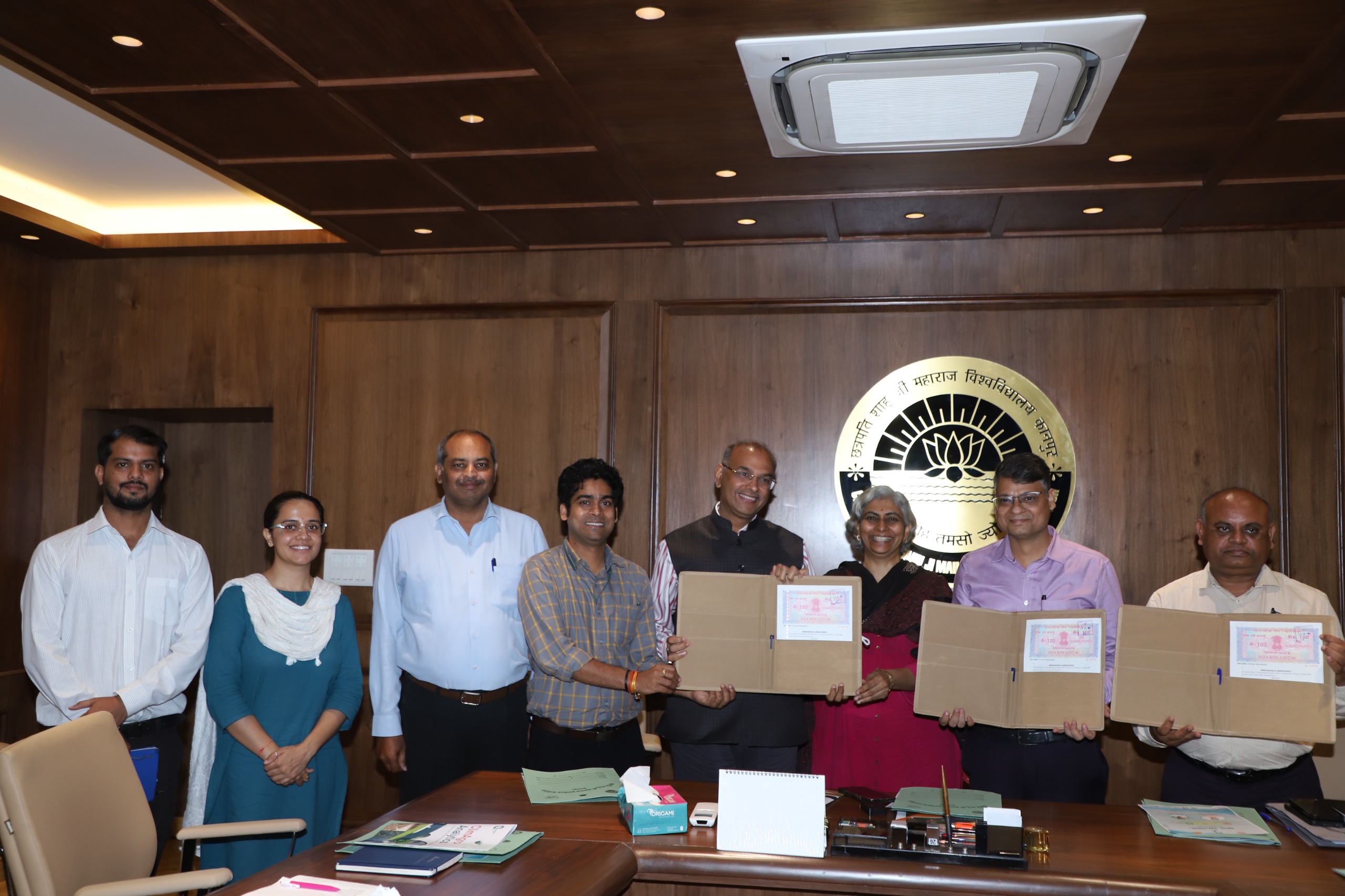 सीएसजेएमयू इन्नोवेशन से क्लाइमएग्रो एनालिटिक्स का हुआ एमओयू हस्ताक्षर,तकनीकी एकीकरण को मजबूत करने में होगा सहायक