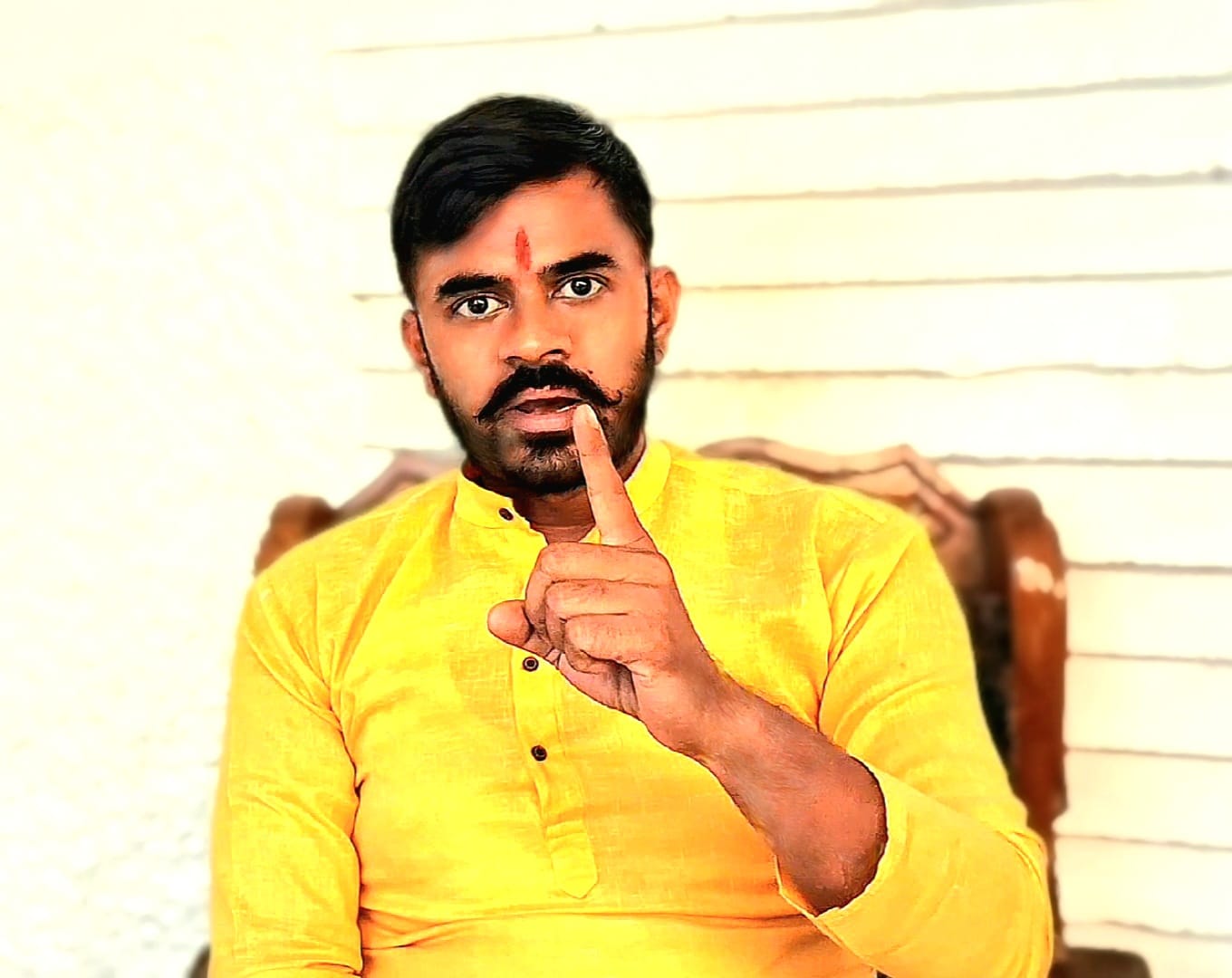 दुर्गेश यादव की फोटो