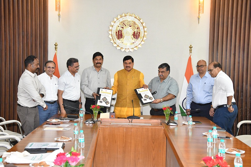 मप्रः मुख्यमंत्री डॉ. मोहन यादव की उपस्थिति में वन्यजीवों के पुर्नवास के लिए हुआ एमओयू मप्रः मुख्यमंत्री डॉ. मोहन यादव की उपस्थिति में वन्यजीवों के पुर्नवास के लिए हुआ एमओयू