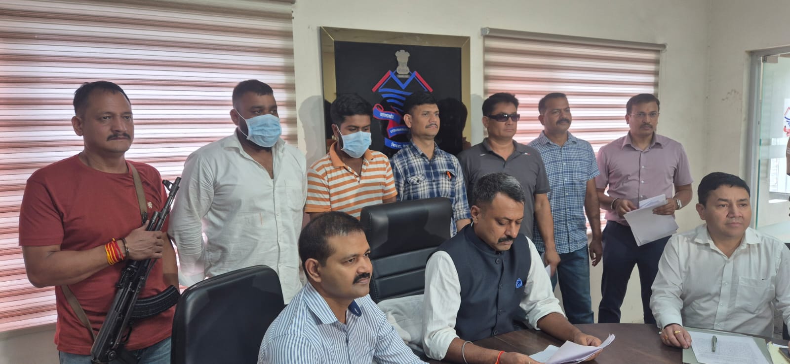 पुलिस की गिरफ्त में आरोपित।