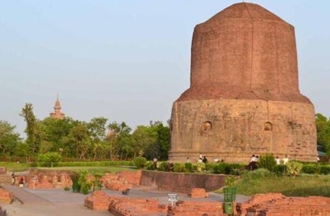 सारनाथ में स्तूप (फाइल फोटो) सारनाथ में स्तूप (फाइल फोटो)