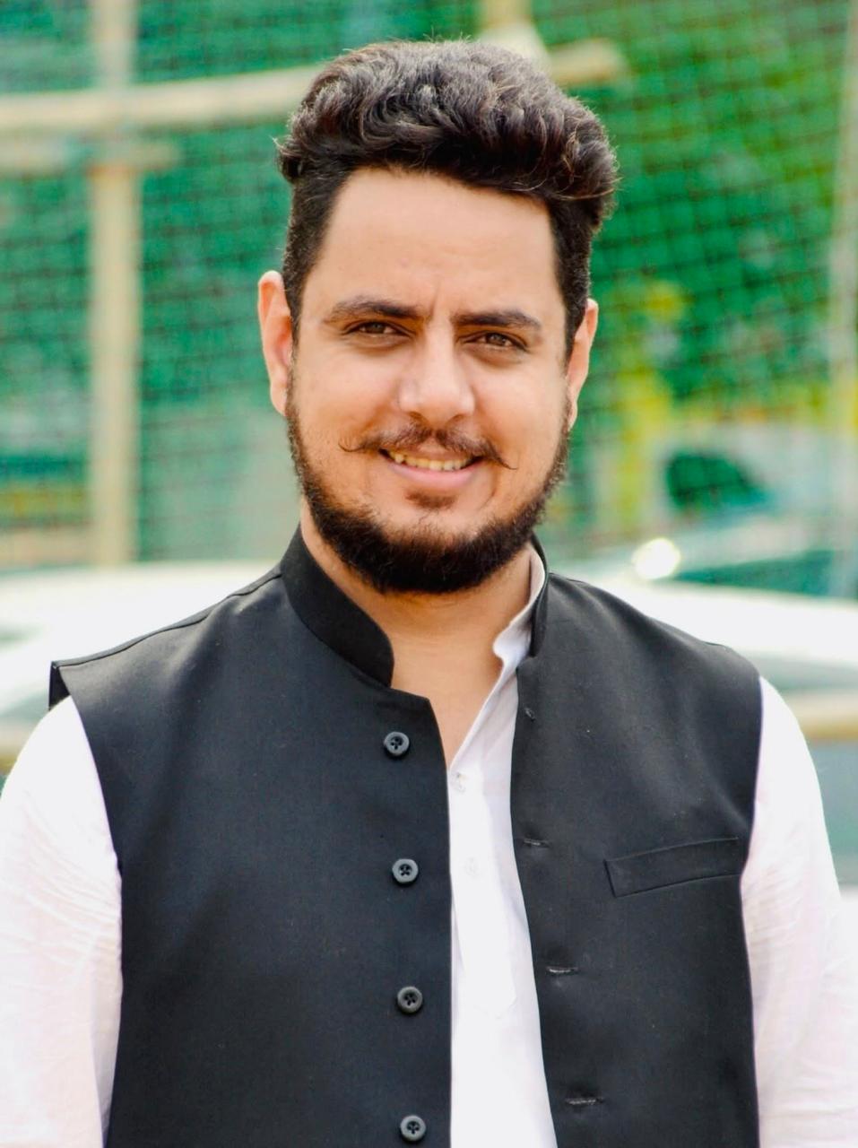 तनुज खत्री की फाइल फोटो