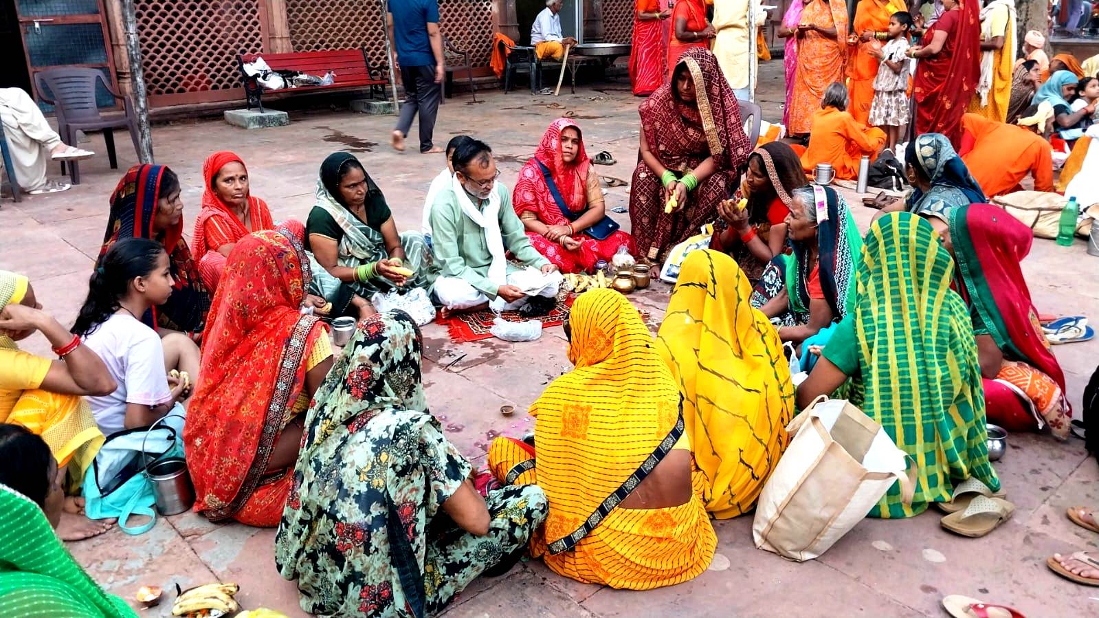 धौलपुर में मचकुंड मेला शुरू,पहले दिन संतों ने किया पर्व स्नान