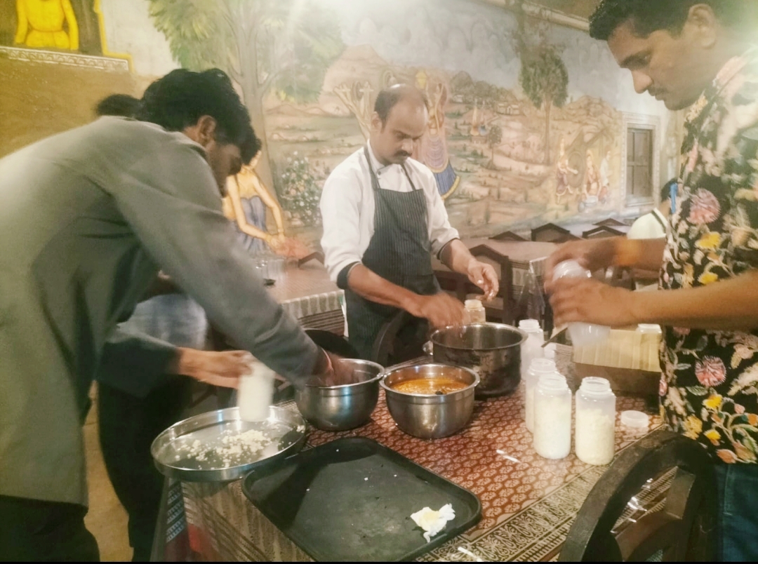 कंचन केसरी रिसॉर्ट में उपयोग में ली जा रही थी एक्सपायरी खाद्य सामग्री कंचन केसरी रिसॉर्ट में उपयोग में ली जा रही थी एक्सपायरी खाद्य सामग्री
