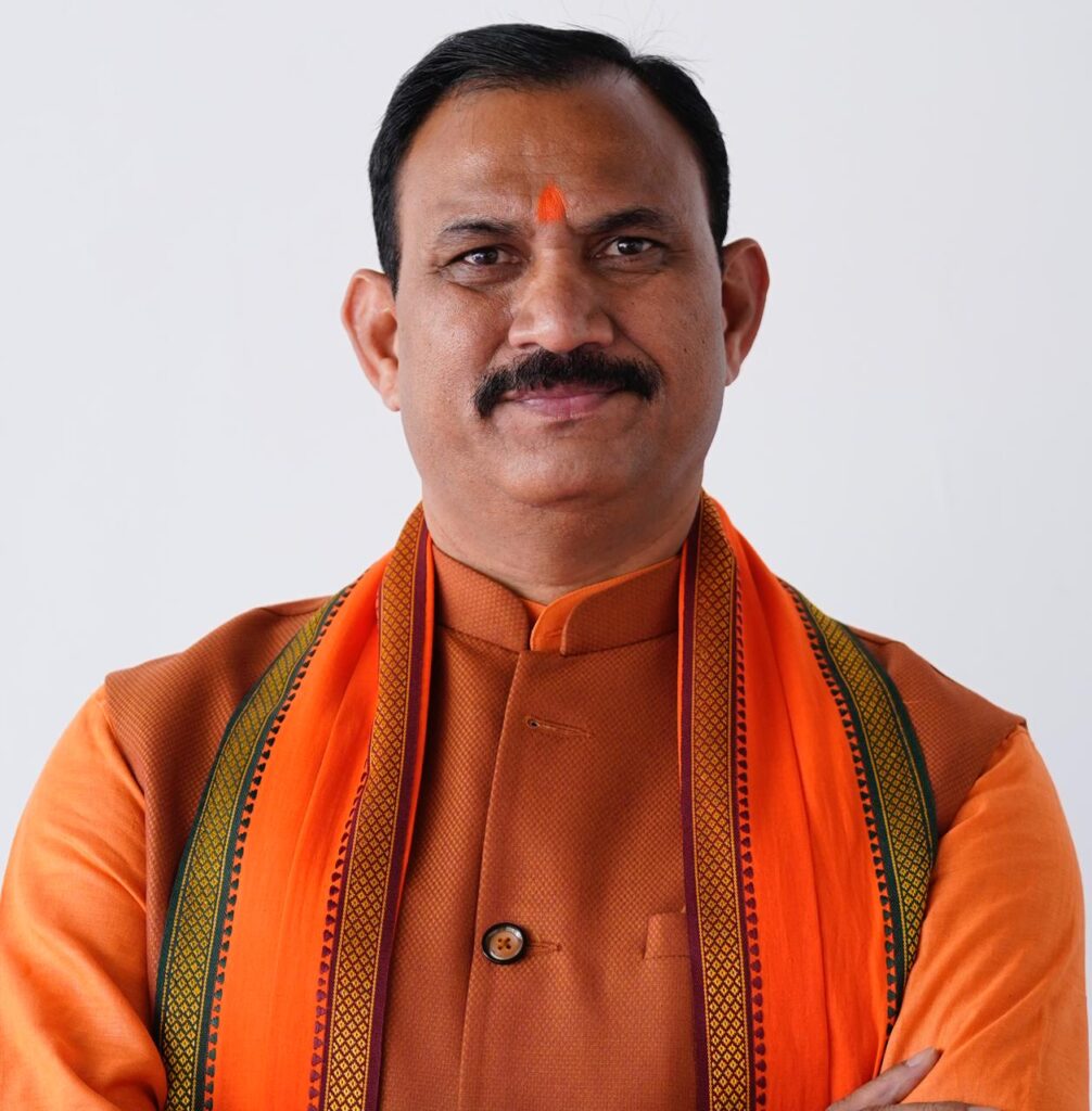 स्वास्थ्य मंत्री श्‍याम बिहारी जायसवाल