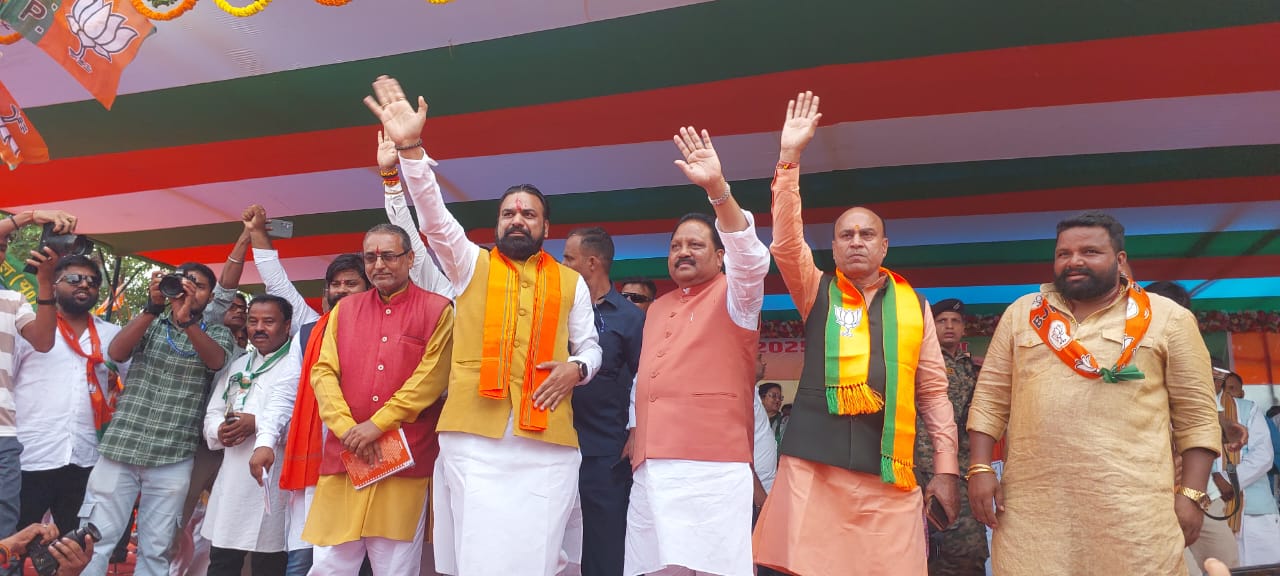 अररिया फोटो:एनडीए कार्यकर्ता सम्मेलन अररिया फोटो:एनडीए कार्यकर्ता सम्मेलन