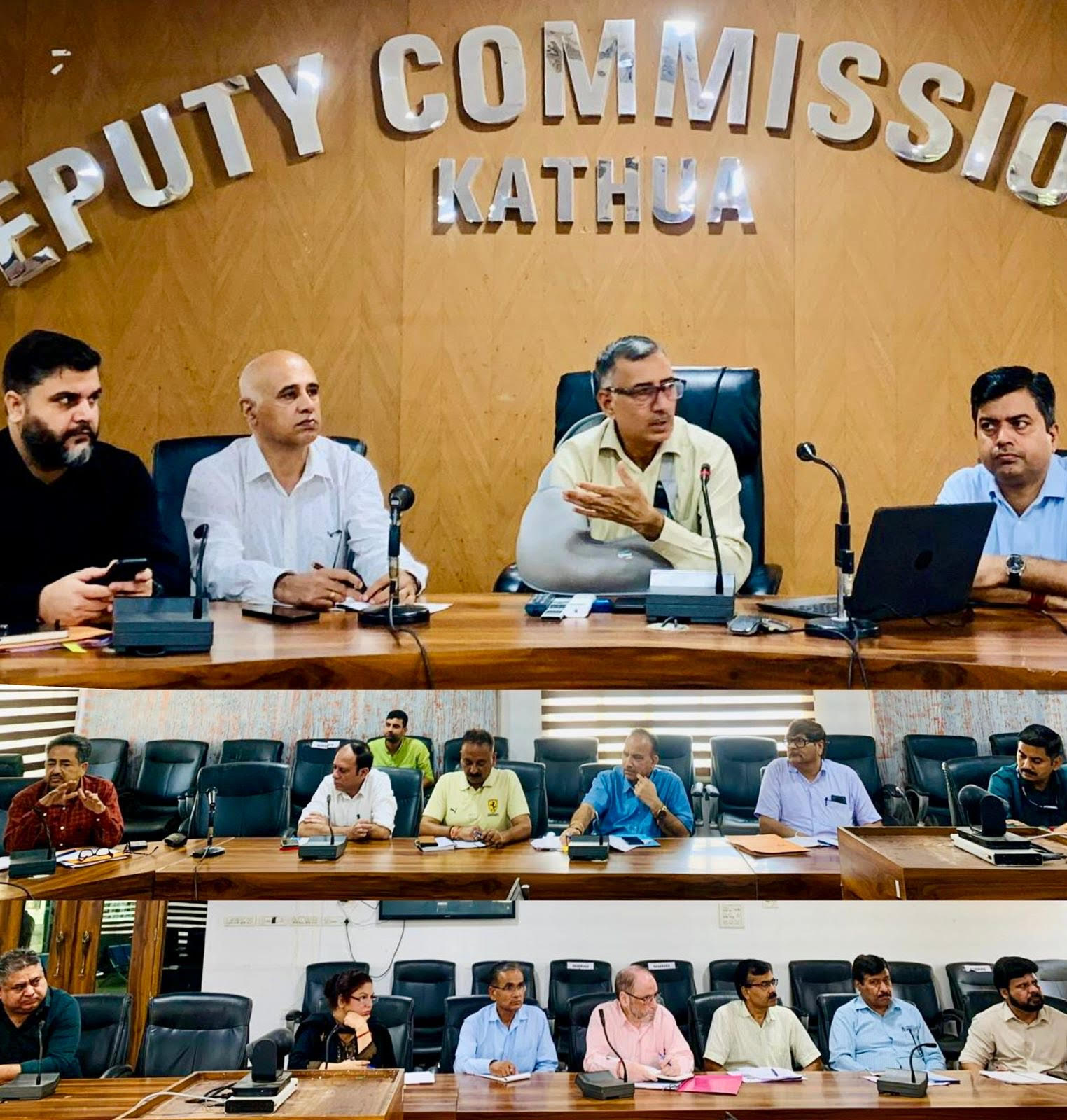 DC Kathua held a review meeting on the situation arising due to rain and floods, stressed on restoring connectivity in time DC Kathua held a review meeting on the situation arising due to rain and floods, stressed on restoring connectivity in time