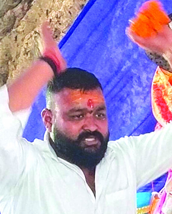 पार्षद मनीष बॉलर