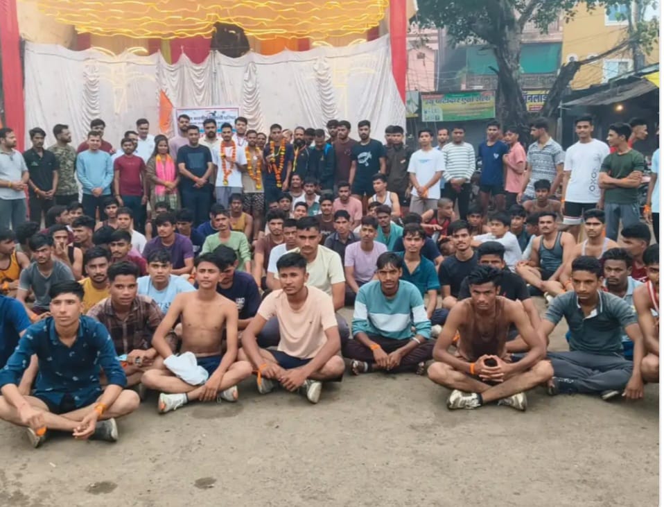 युवा मैराथन का किया आयोजन, विजेता पुरुष्कृत युवा मैराथन का किया आयोजन, विजेता पुरुष्कृत
