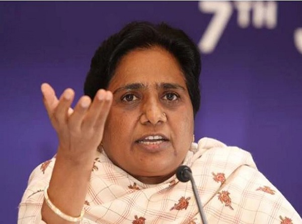 बसपा प्रमुख मायावती की फोटो बसपा प्रमुख मायावती की फोटो