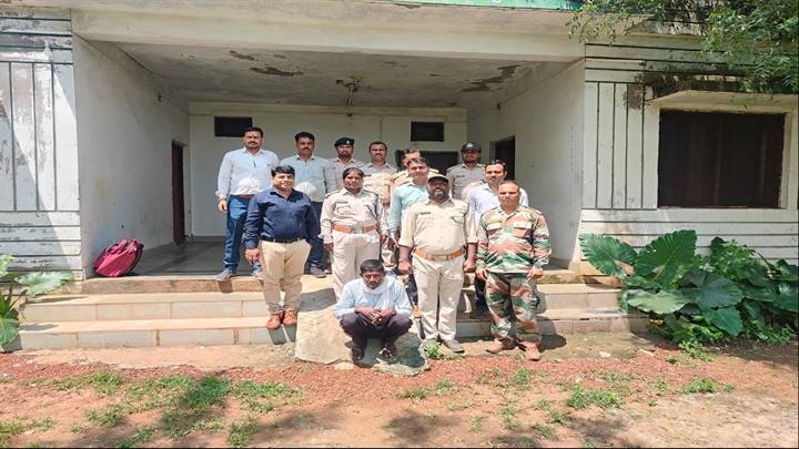 अंतरराज्यीय गिरोह का मुख्य आरोपी गिरफ्तार अंतरराज्यीय गिरोह का मुख्य आरोपी गिरफ्तार