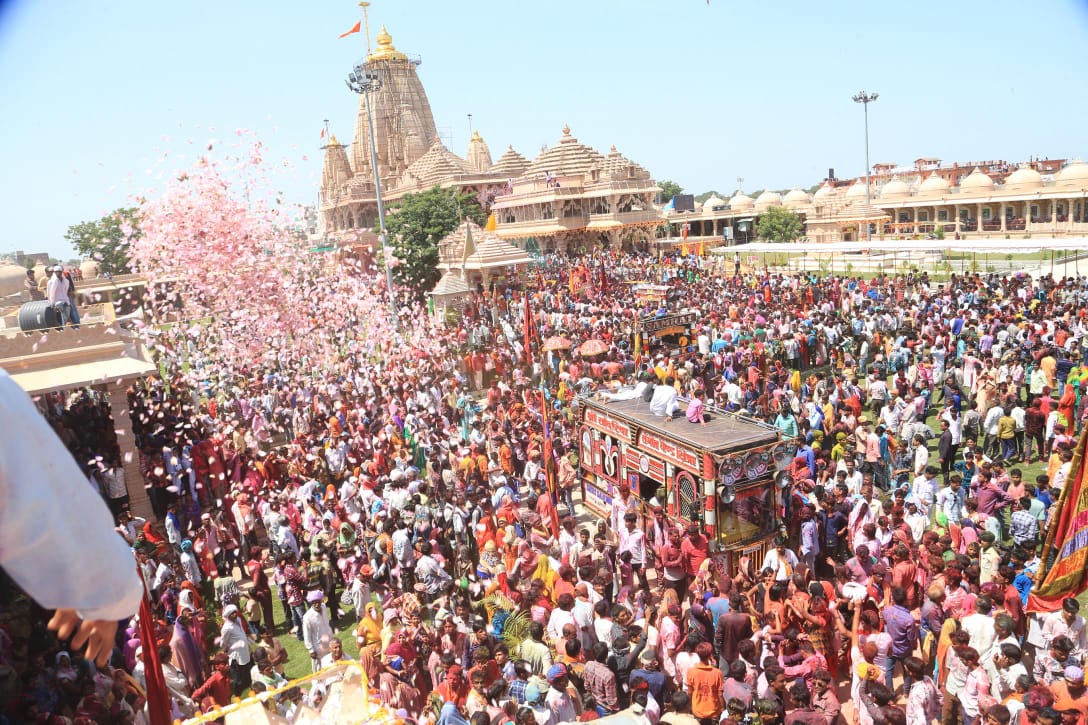 चित्तौड़गढ़ जिले के सांवलिया जी में निकलने वाली रथयात्रा का फाइल फोटो। चित्तौड़गढ़ जिले के सांवलिया जी में निकलने वाली रथयात्रा का फाइल फोटो।