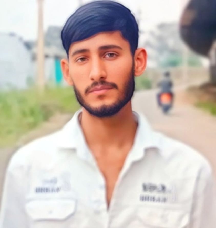 मृतक की फाइल फोटो मृतक की फाइल फोटो
