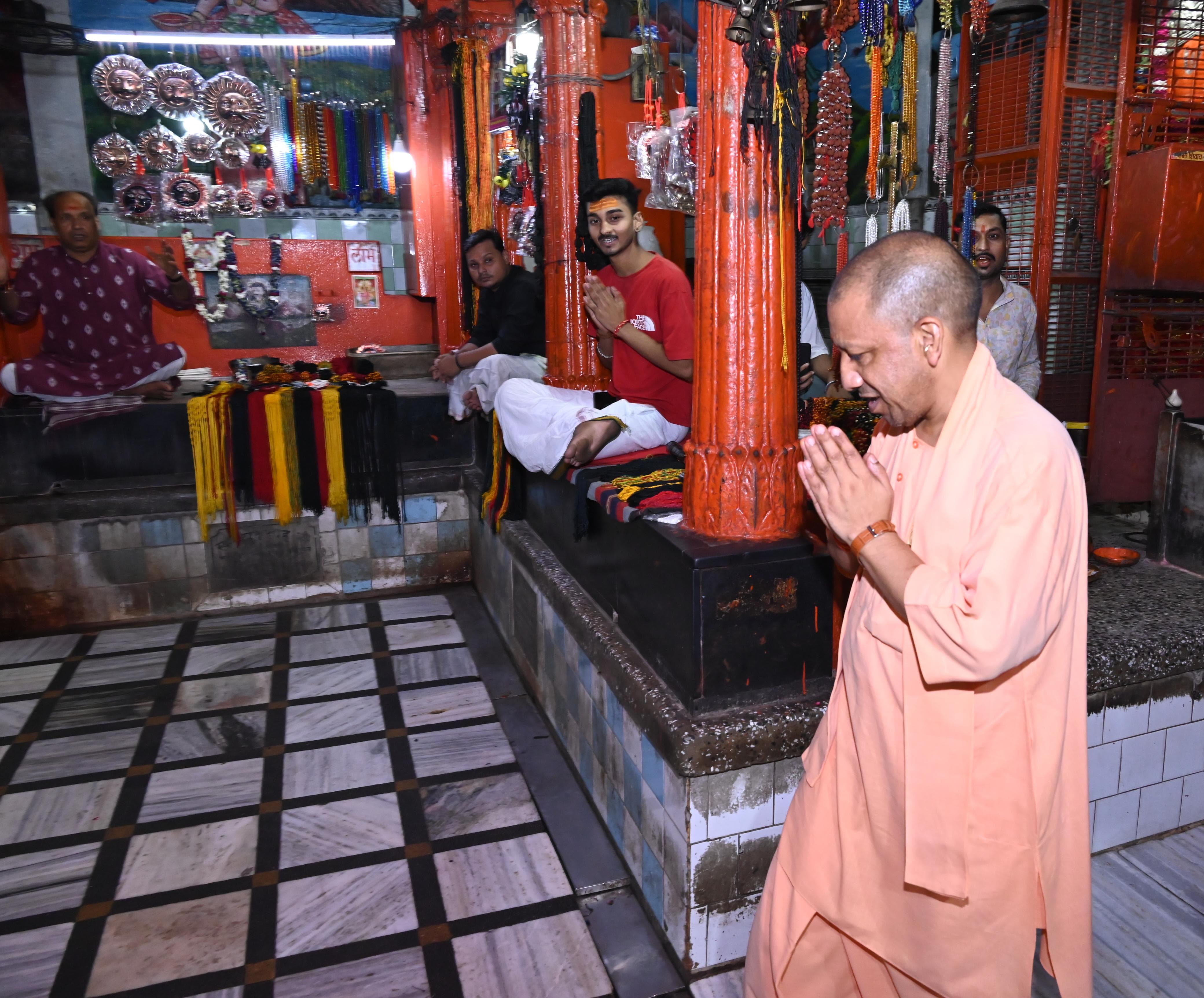 मुख्यमंत्री काल भैरव दरबार में