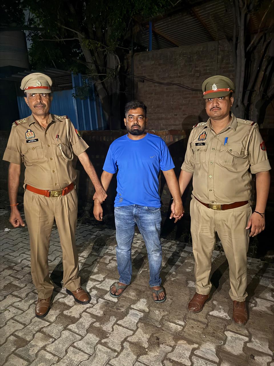 आरोपी आरोपी