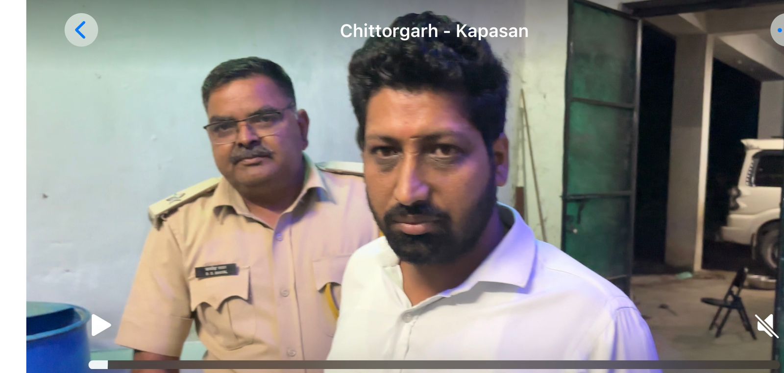 चित्तौड़गढ़ आबकारी ने नकली शराब के मामले में गिरफ्तार किया कांग्रेस पदाधिकारी। चित्तौड़गढ़ आबकारी ने नकली शराब के मामले में गिरफ्तार किया कांग्रेस पदाधिकारी।