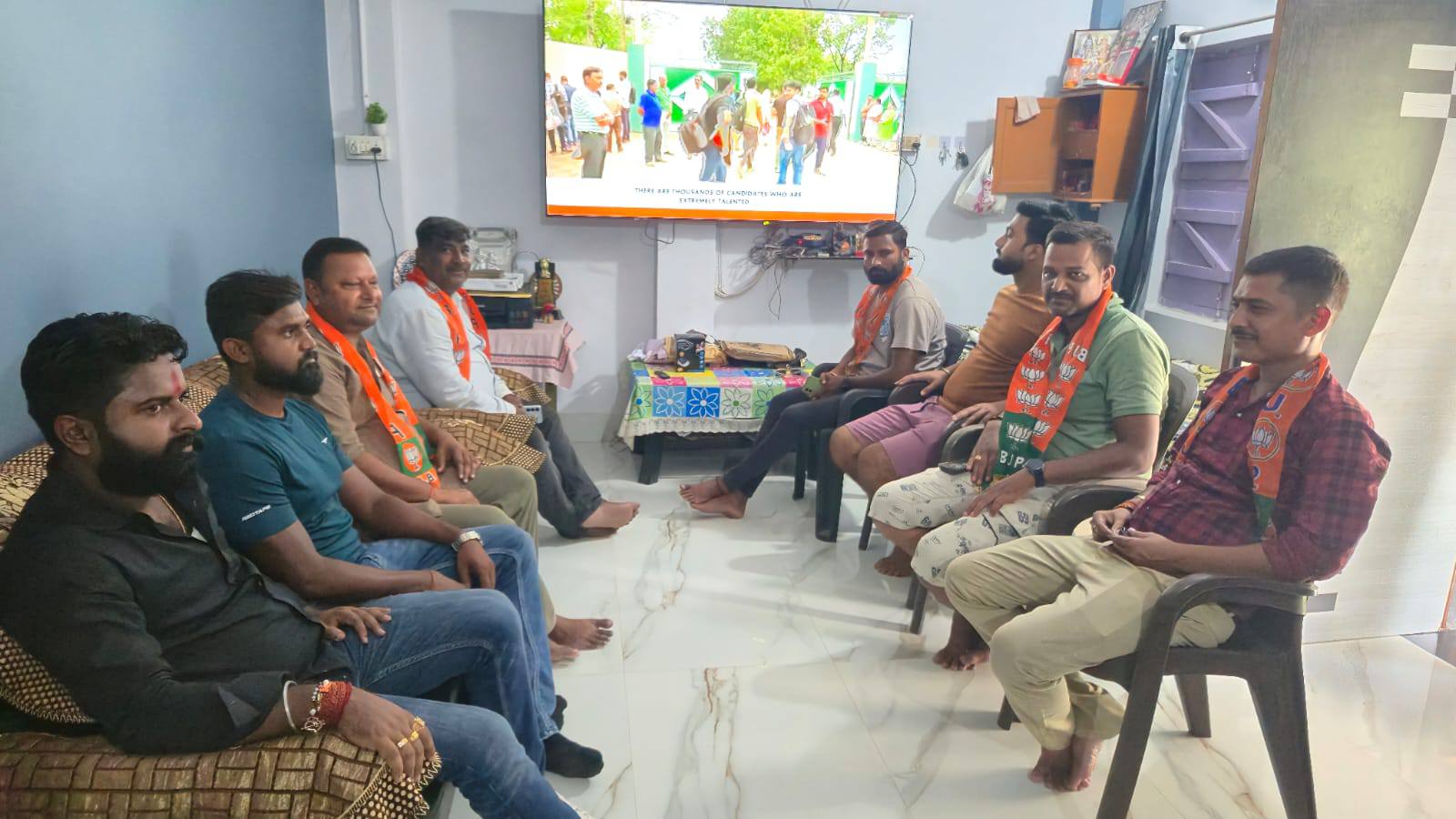 भाजपा फारबिसगंज नगर टीम ने सुना पीएम मोदी का 'मन की बात' का 125वां संस्करण भाजपा फारबिसगंज नगर टीम ने सुना पीएम मोदी का 'मन की बात' का 125वां संस्करण