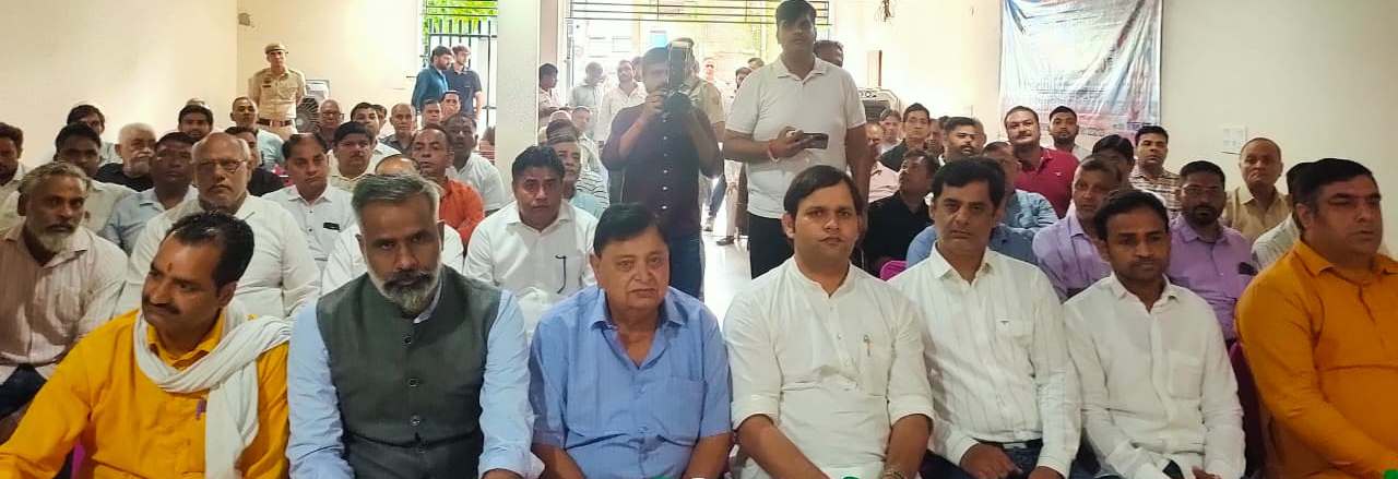 खेल राज्य मंत्री गौरव गौतम ने कार्यकर्ताओं और आमजन संग सुना प्रधानमंत्री नरेंद्र मोदी का मासिक ‘मन की बात’ कार्यक्रम