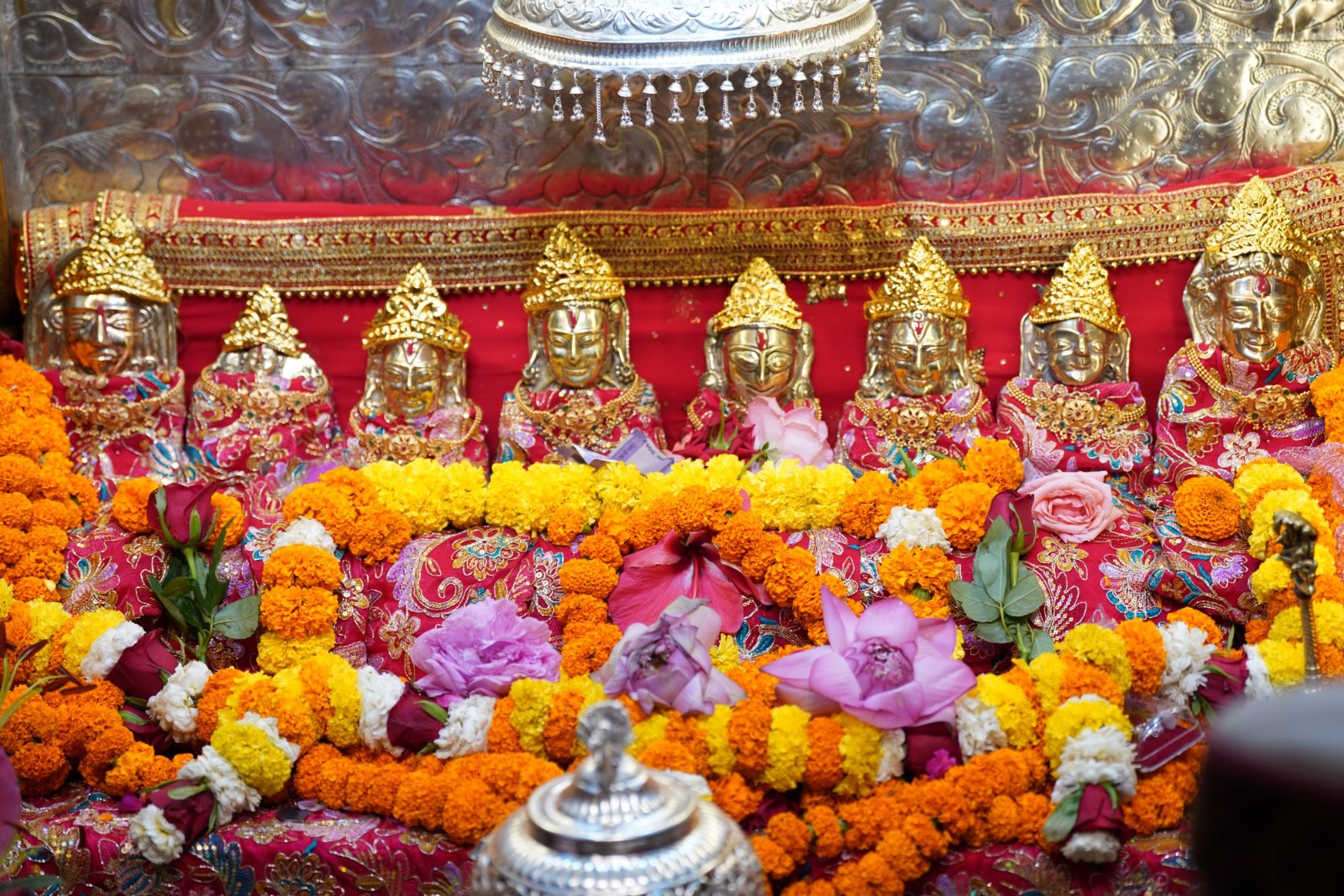 53 वर्ष 53 वर्ष