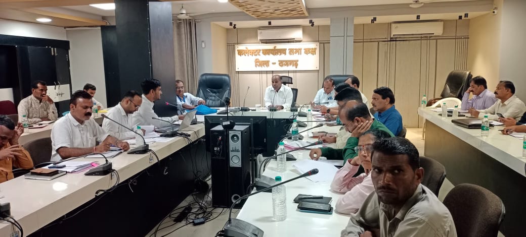 सख्त कार्रवाई, 9 अधिकारी-कर्मचारी व सरंपच को दिए नोटिस सख्त कार्रवाई, 9 अधिकारी-कर्मचारी व सरंपच को दिए नोटिस