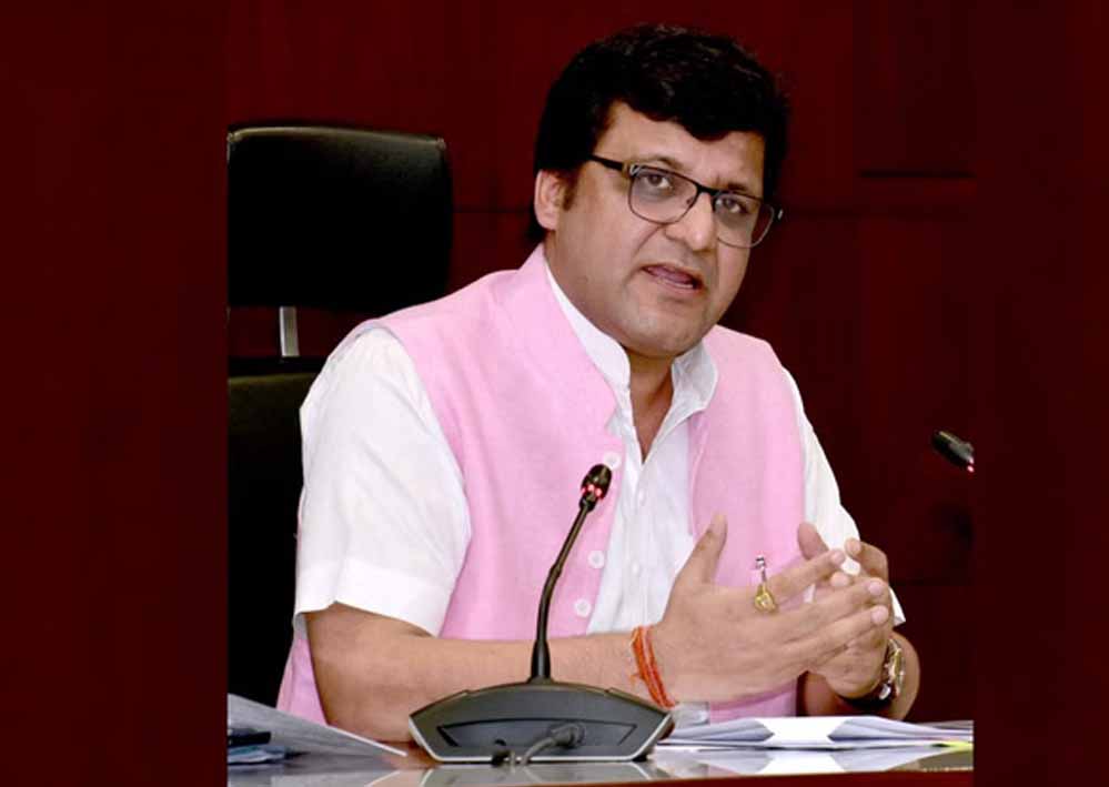 आबकारी मंत्री नितिन अग्रवाल आबकारी मंत्री नितिन अग्रवाल