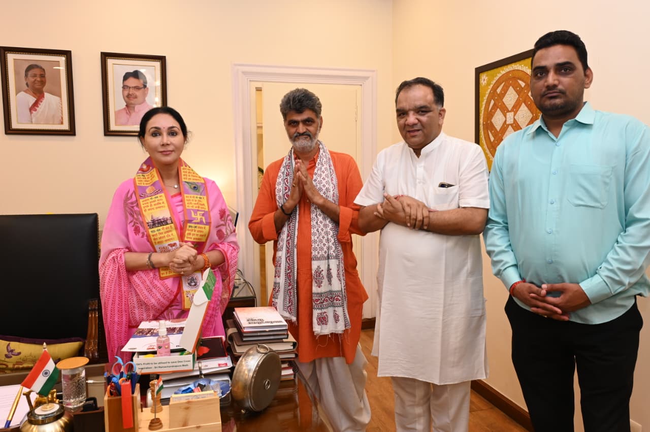 जयपुर गौ महाकुंभ की तैयारियां पूर्ण : डिप्टी सीएम सहित अनेक मंत्रियों व गणमान्यजनों को किया आमंत्रित