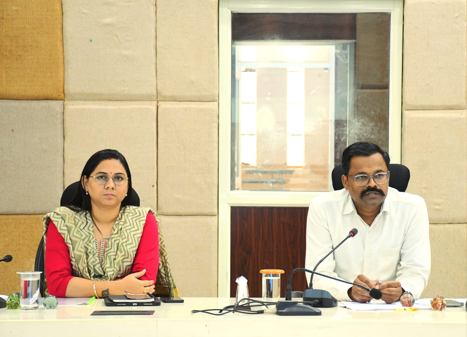 अवैध रेत उत्खनन एवं परिवहन पर करें सख्त कार्रवाई अवैध रेत उत्खनन एवं परिवहन पर करें सख्त कार्रवाई