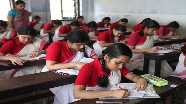 उच्च माध्यमिक की परीक्षा 8 सितंबर से करें नियम के निर्देश दिए परिषद ने उच्च माध्यमिक की परीक्षा 8 सितंबर से करें नियम के निर्देश दिए परिषद ने