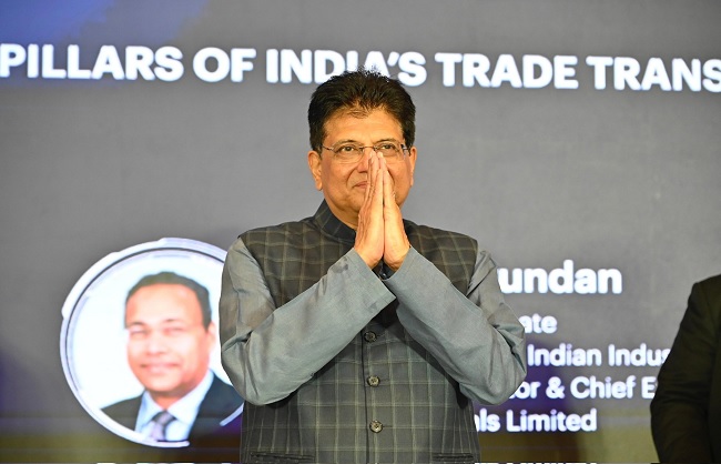 शिखर सम्मेलन को संबोधित करते हुए वाणिज्य मंत्री पीयूष गोयल शिखर सम्मेलन को संबोधित करते हुए वाणिज्य मंत्री पीयूष गोयल