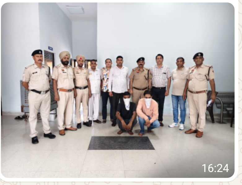 पकड़े गए अफीम तस्कर। पकड़े गए अफीम तस्कर।